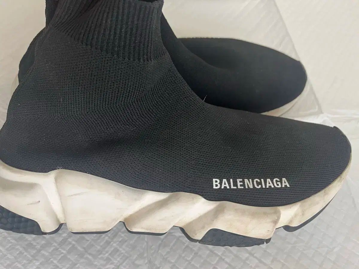 バレンシアガ スピードトレーナー