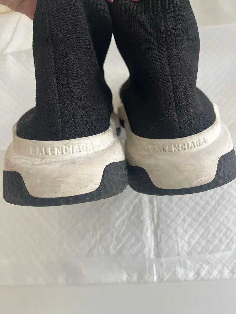 バレンシアガ スピードトレーナー