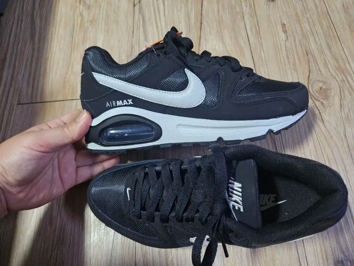 ナイキ エアマックス スニーカー 230サイズ