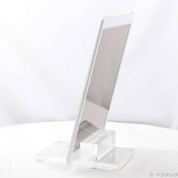 〔 品〕 iPad 第7世代 32GB シルバー MW6C2J A auロック解除SIMフリー 258