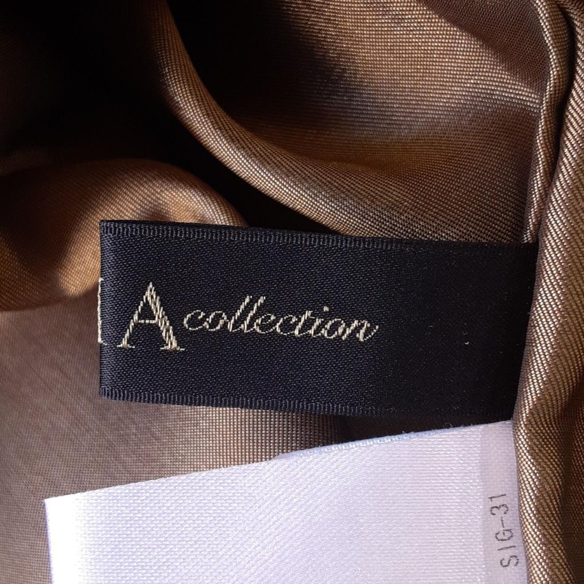 - ライトグリーン×ブラウン