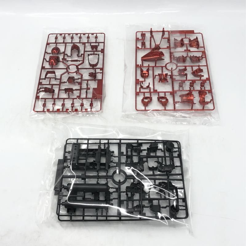  ｶﾞﾝﾀﾞﾑ バンダイ RG ガンダムベース サザビー メカニカルコアメッキ 機動戦士ガンダム 逆襲のシャア 6 RG(リアルグレード) ガンプラ