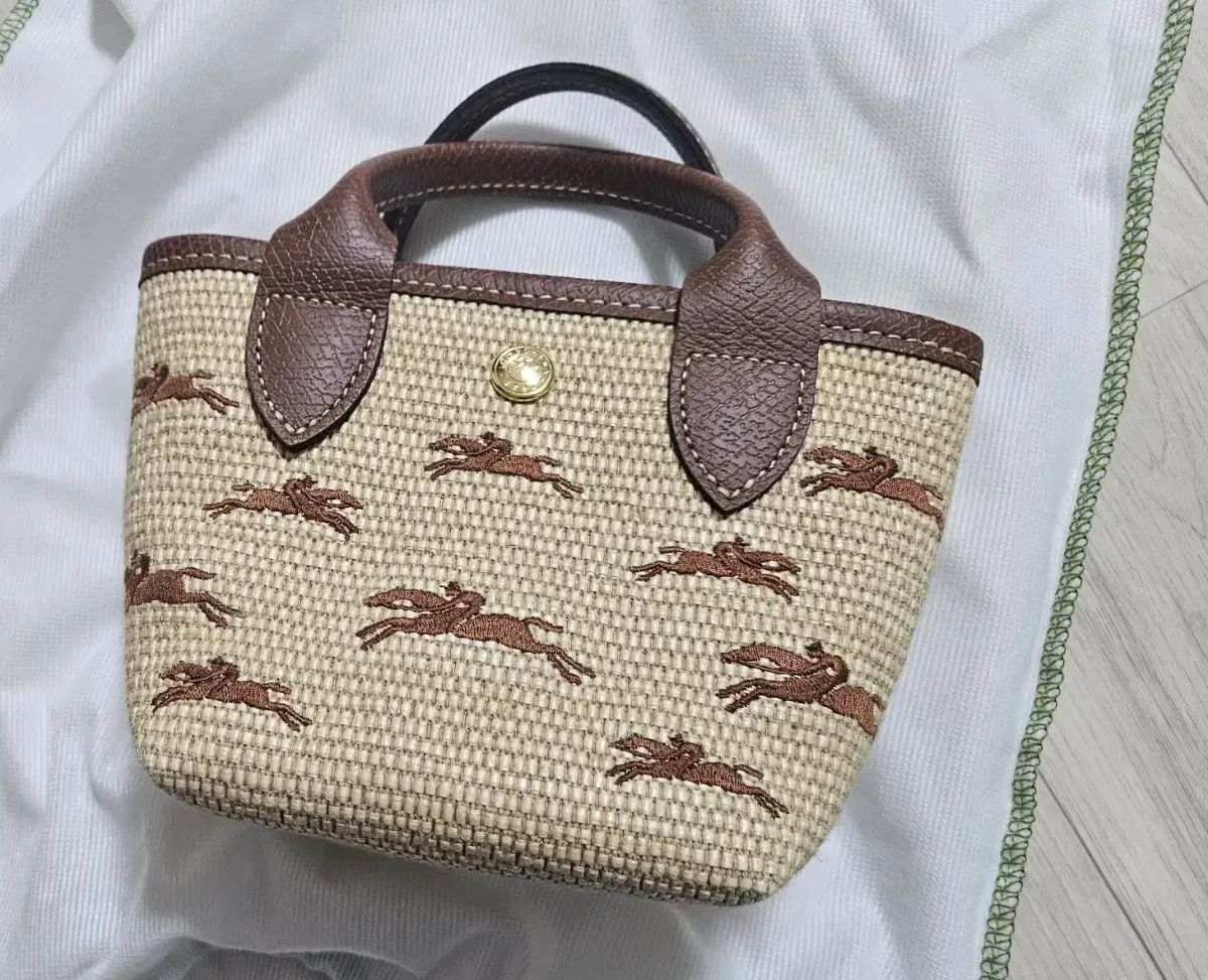 ロンシャン ル パニエ プリュム xs