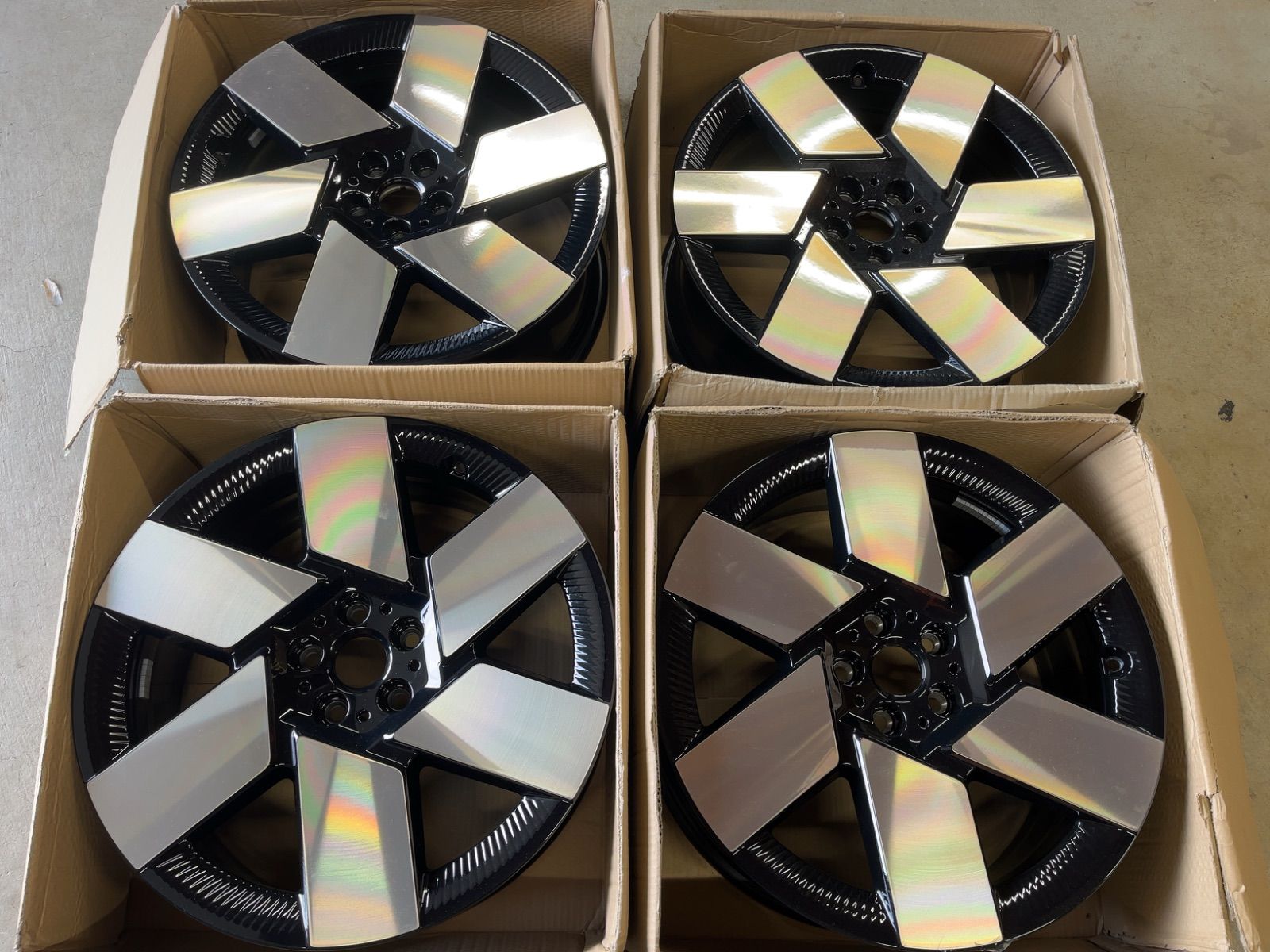 MINI U 25 カントリーマン 品 20インチ 4本