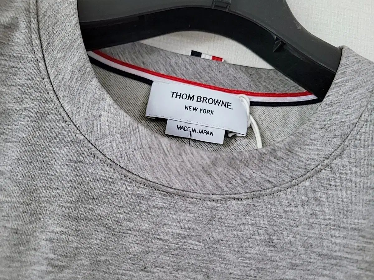 トム ブラウン ムーバブル ディテール ONE PIECE