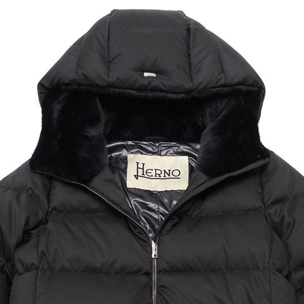 25AWモデル ヘルノ HERNO レディース フェイクファー ダウンコート ブラック PI001948D 12414Z 9300 2025-26AW l-outer GULLKHAN_COM