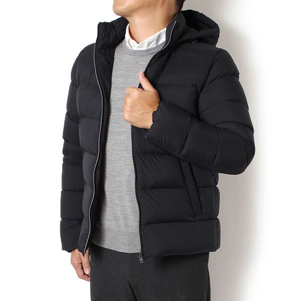 25AWモデル ヘルノ HERNO メンズ エコアージュ ボンバー ダウンジャケット ブラック PI001181U 12456Z 9300 2025-26AW m-outer