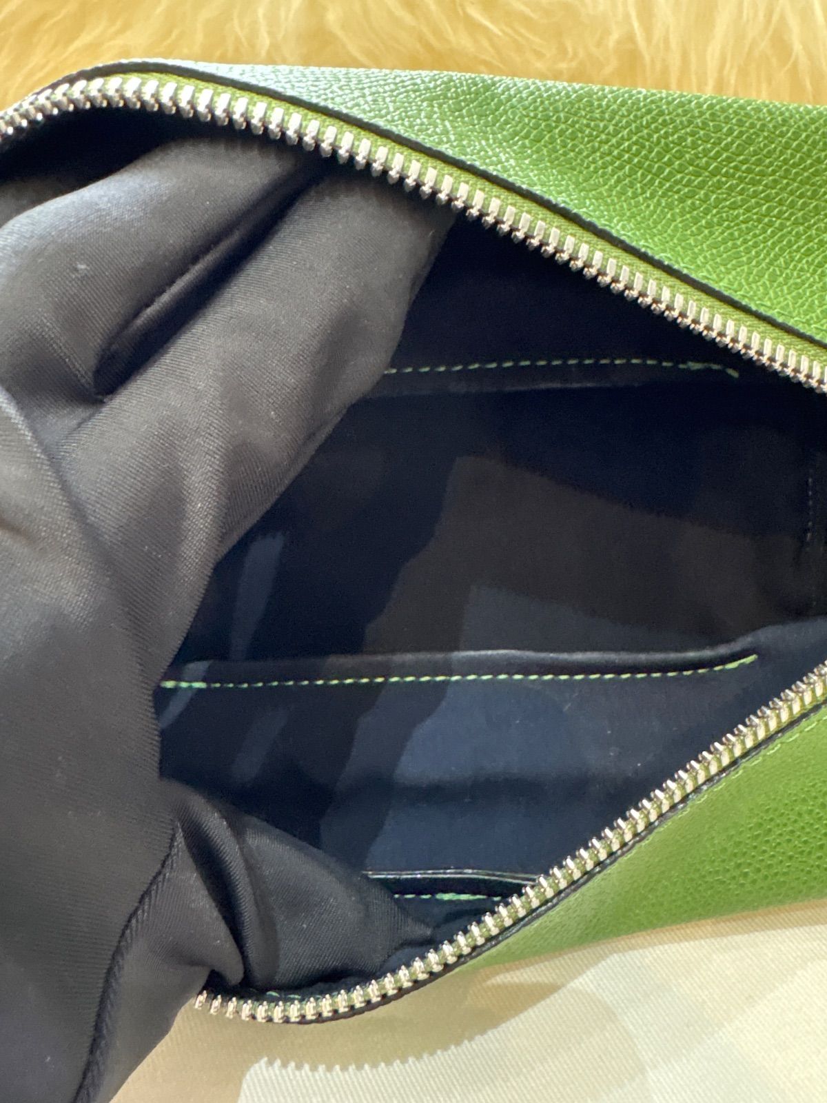 Valextra ヴァレクストラ