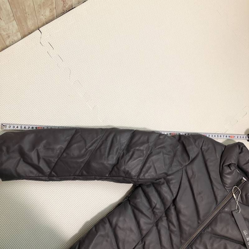 レットミーグロウ ムレザーダウンジャケット