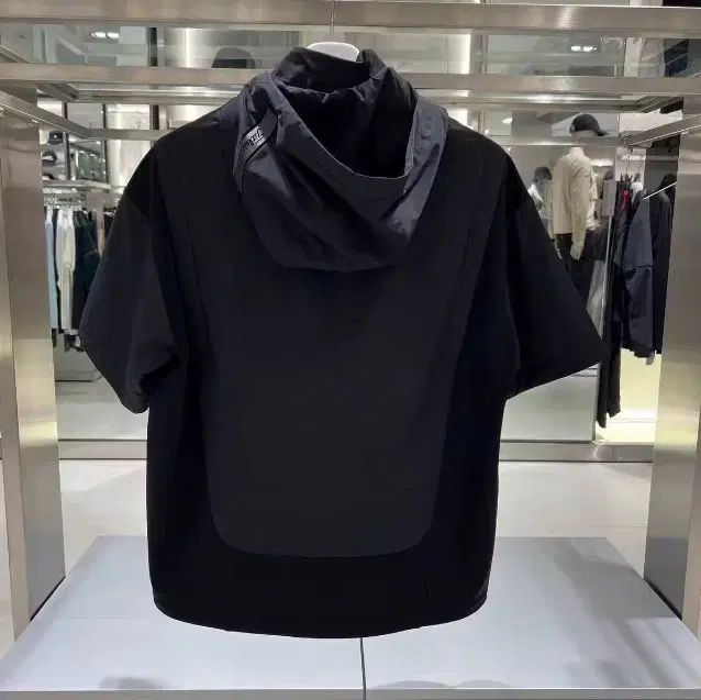 タイトリスト メンズゴルフ 防風 半袖トップス