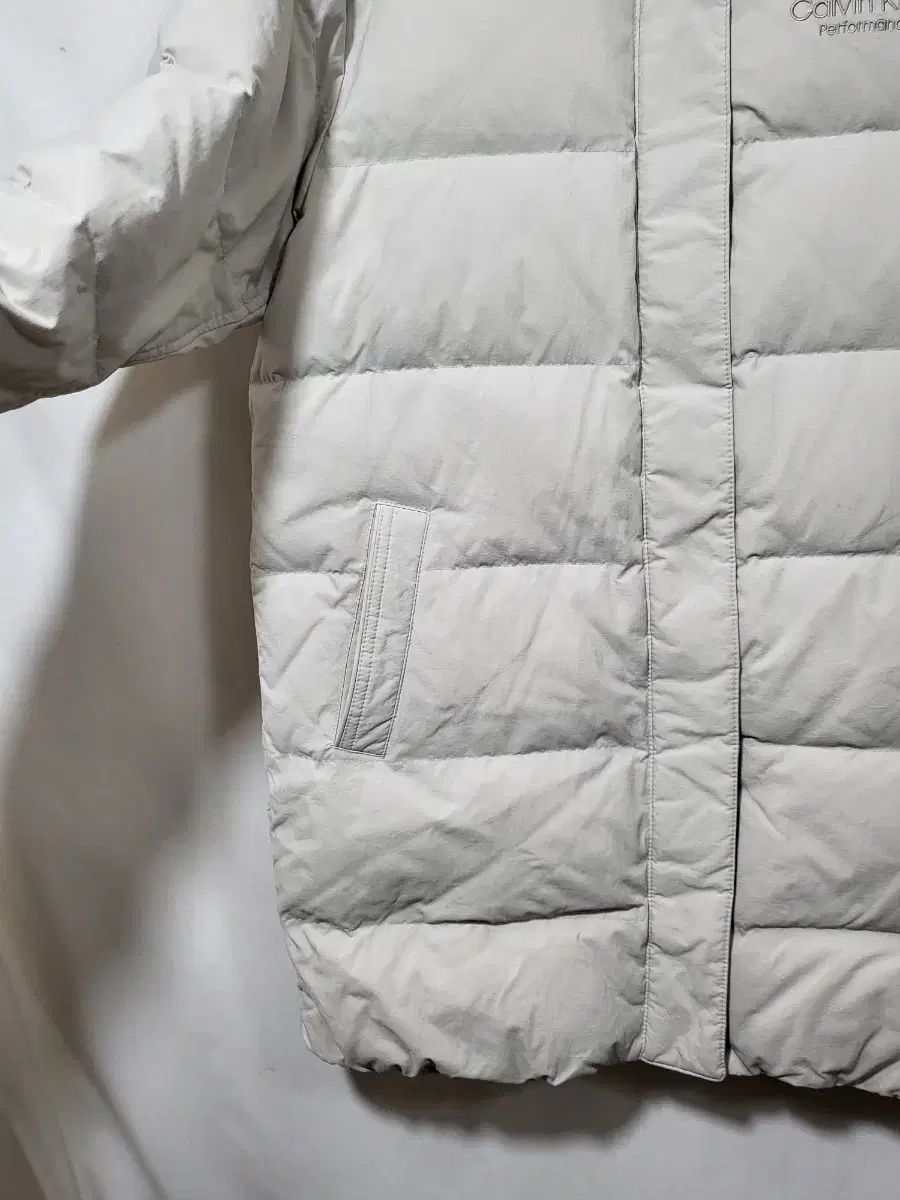 カルバン クライン ダウンジャケット