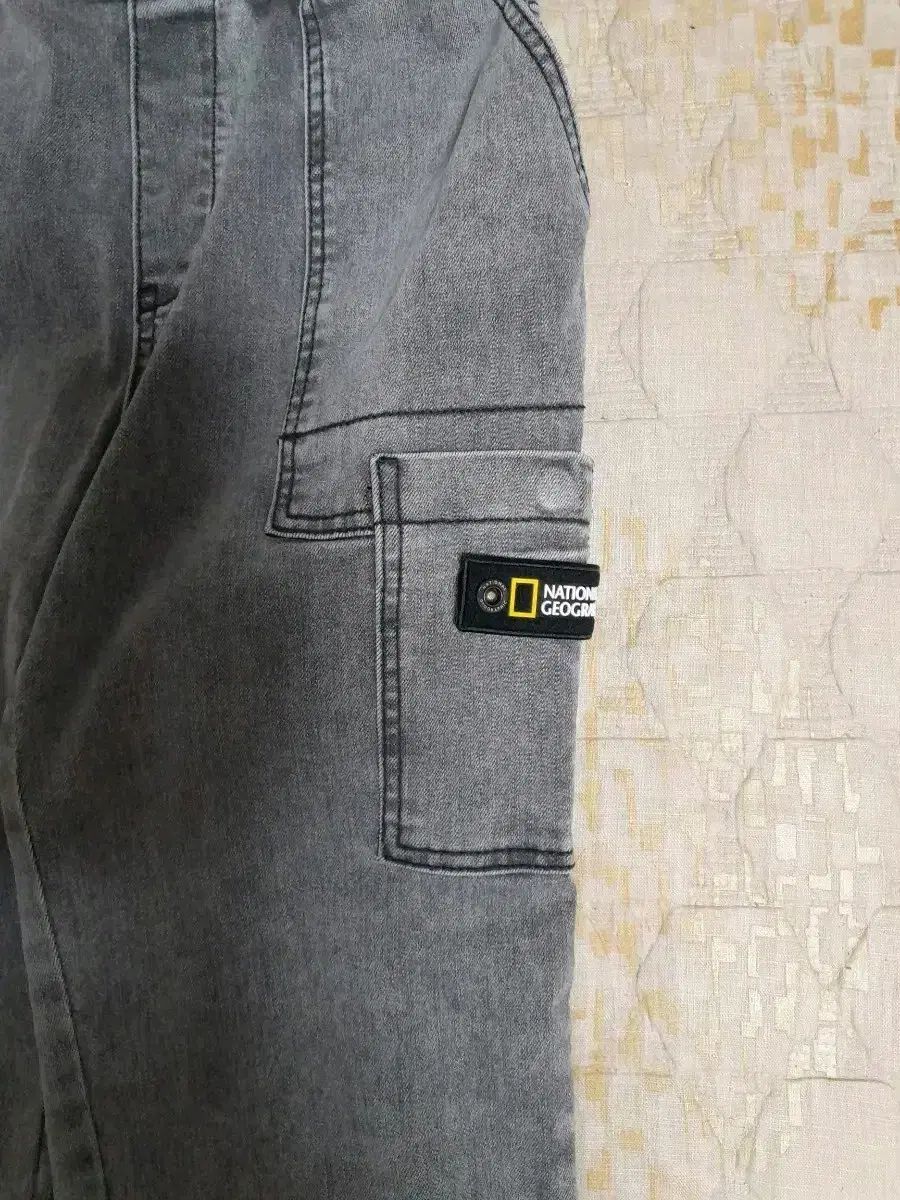 ナショナルジオグラフィック グレー デニム カーゴ ジョガーパンツ 160 状態良し