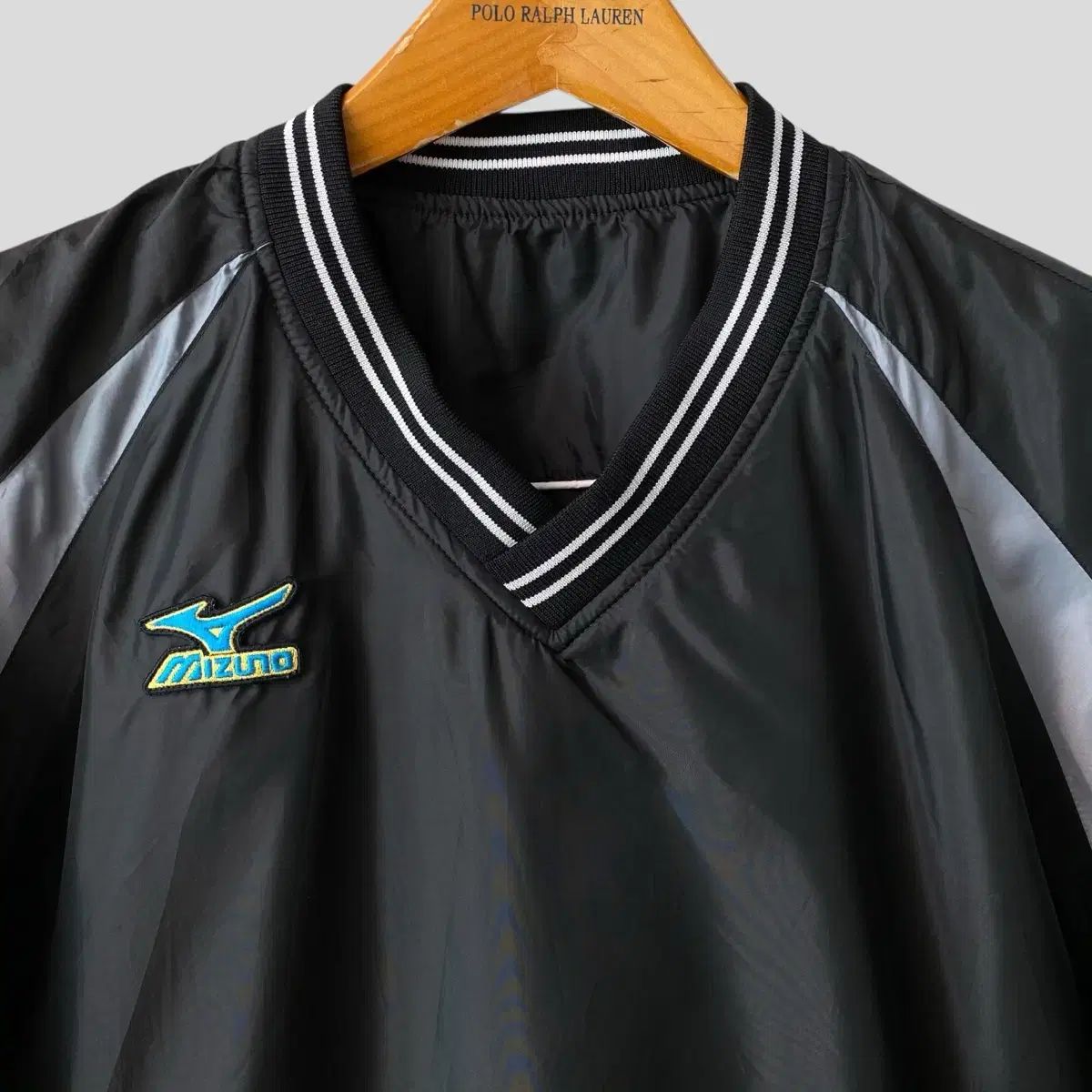 ミズノ リバーシブル ウォームアップ トレーナー トップス