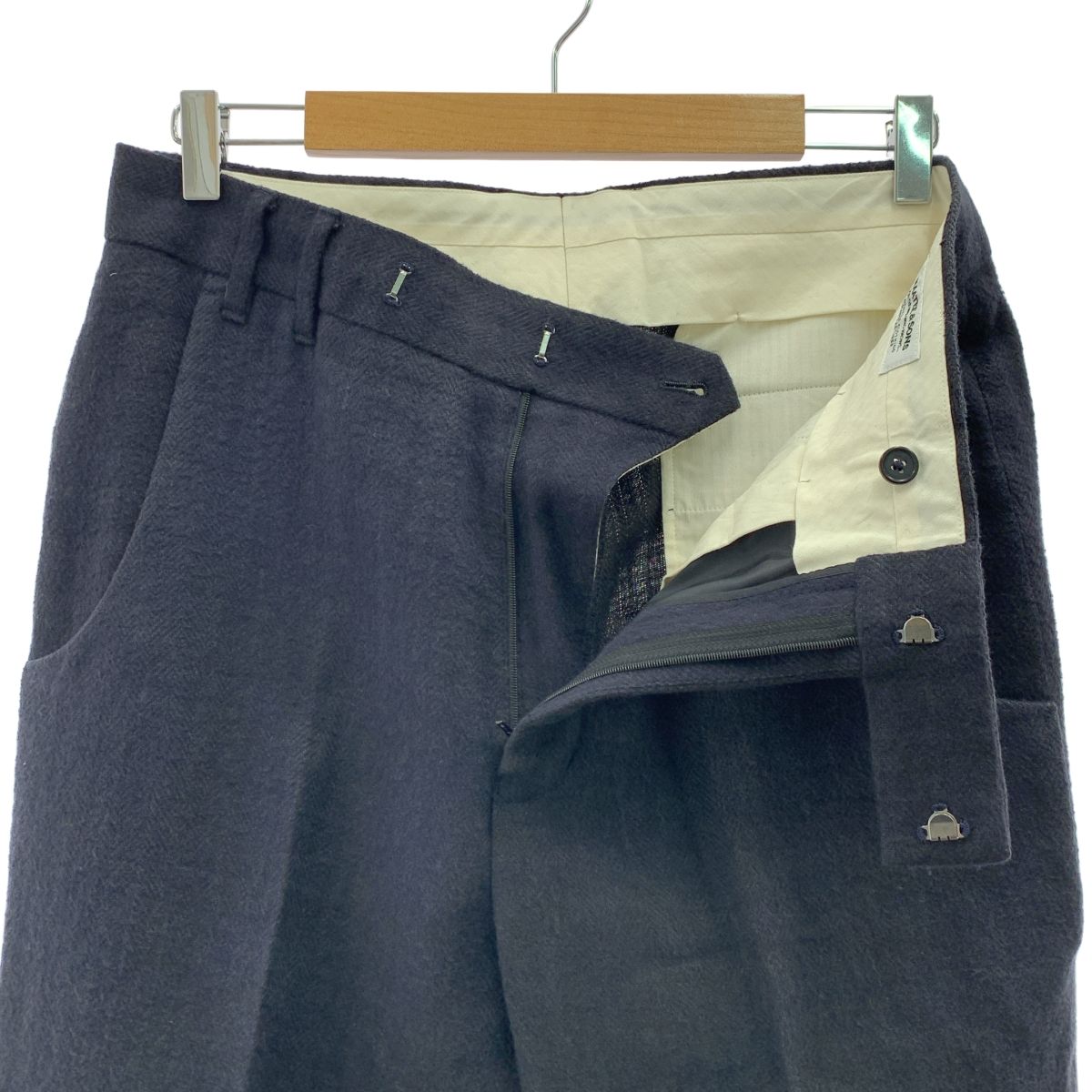 MAATEE-SONS マーティー-サンズ リネン ヘリンボーン スラックス パンツ ネイビー レディース DECORATOM_COM_BR