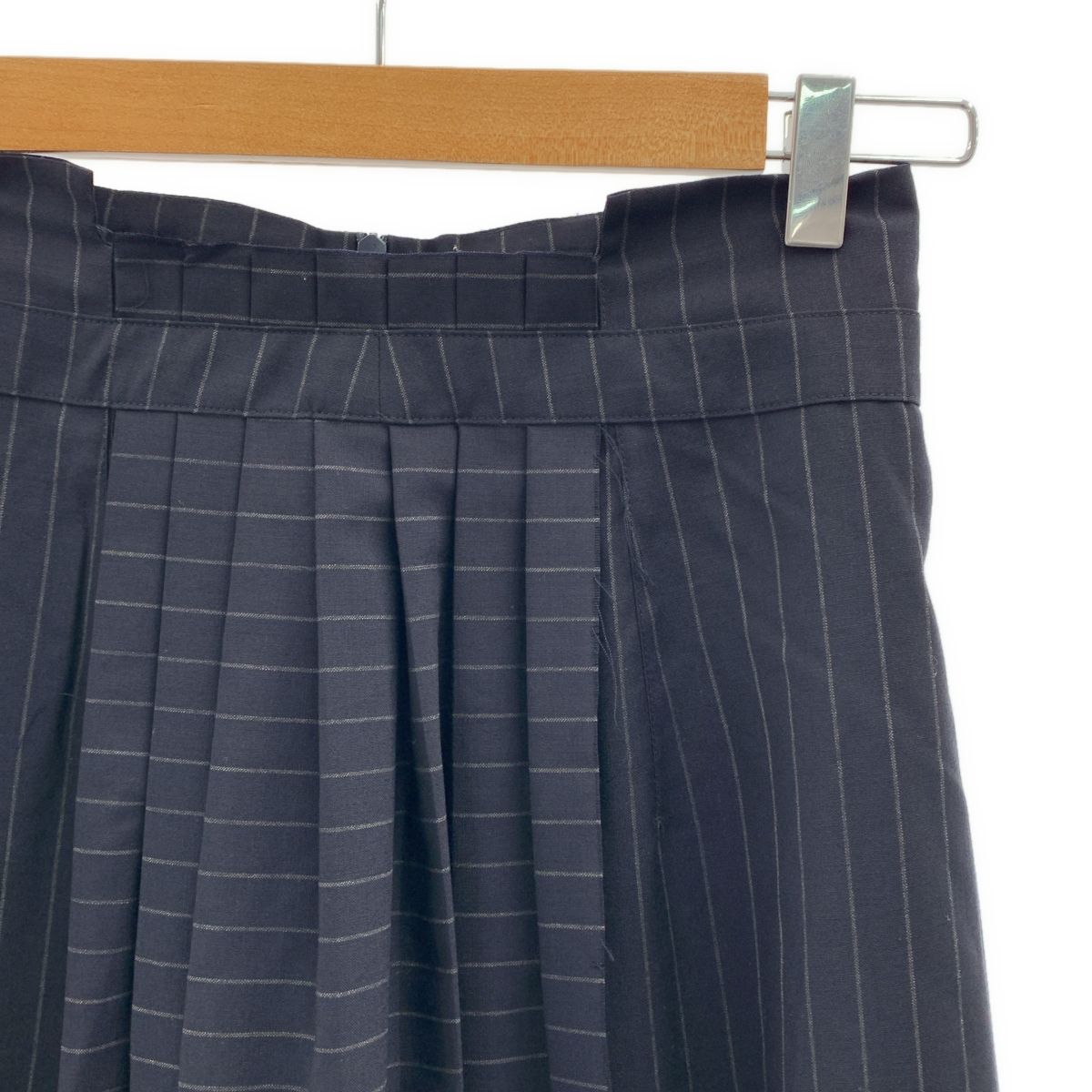 Off-White オフホワイト ウール ストライプ アシンメトリー プリーツスカート XS ネイビー レディース