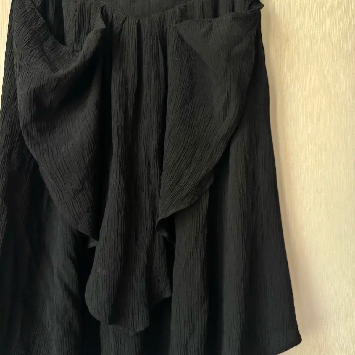 ブルーアーカイブ ブルアカ ドレープ レイヤード シャーリング 肩章 スタッズデザインテープ ロング丈スカート スカート ロックシーク GULLKHAN_COM