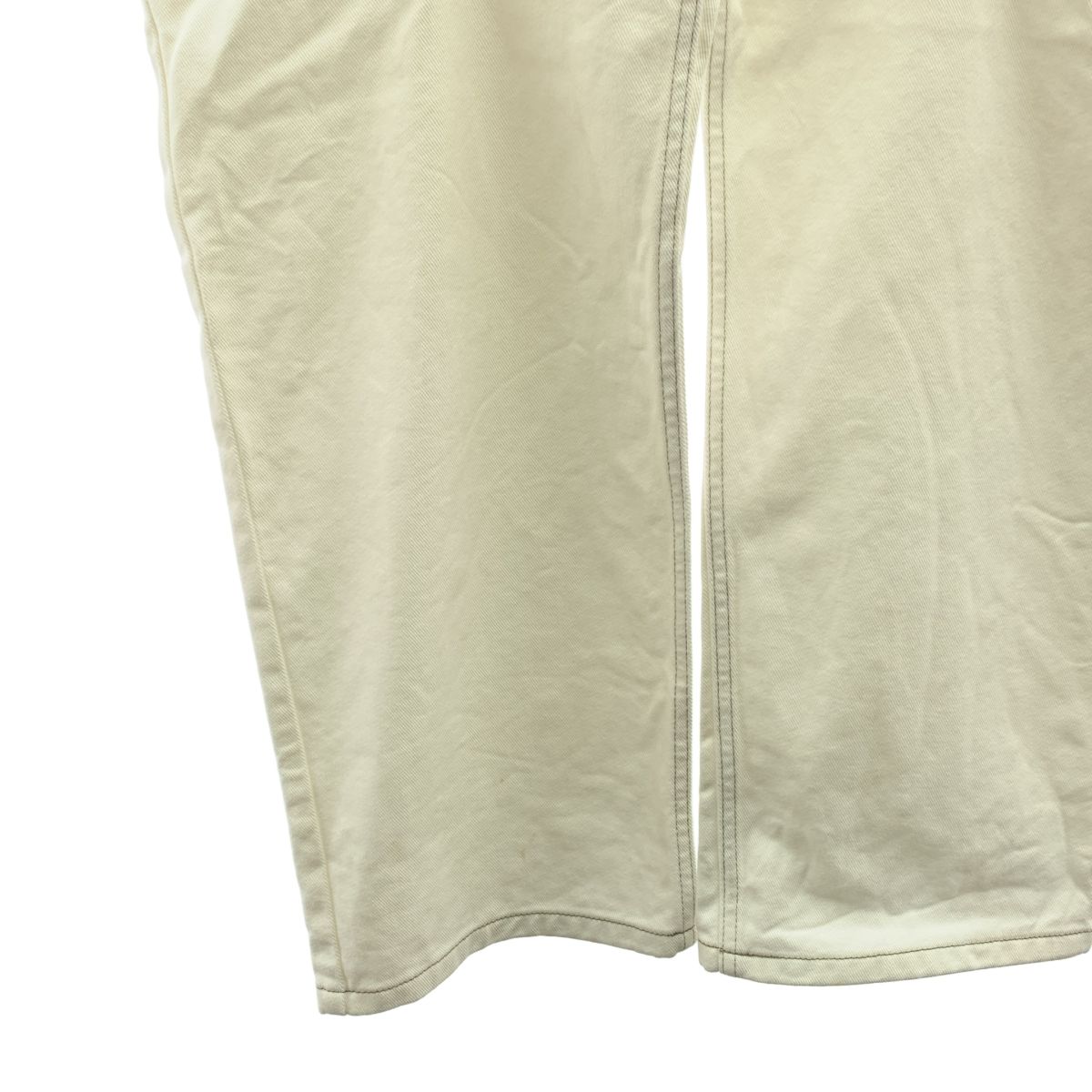 スラッシュディテール