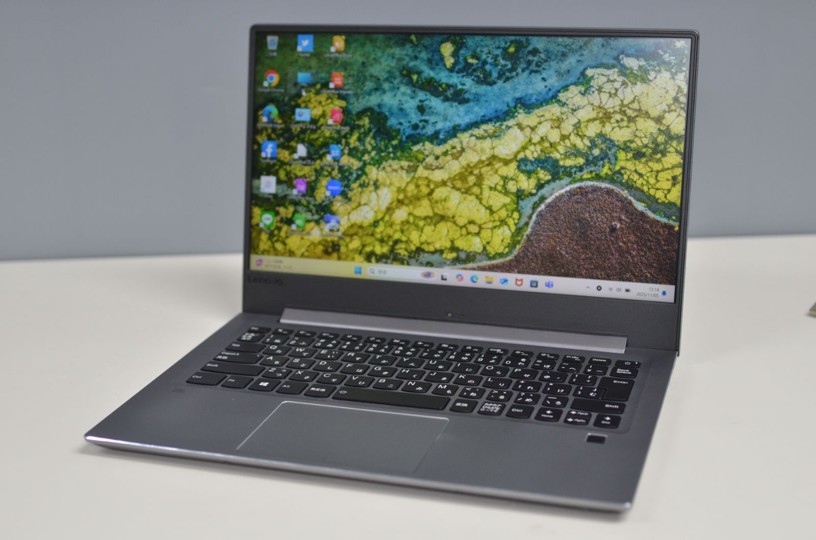 ノートパソコン Lenovo V 720-14 Windows 11 office core i 5-7200 U 爆速 メモリ8 GB 14インチ 940 MX 無線内蔵 WEBカメラ