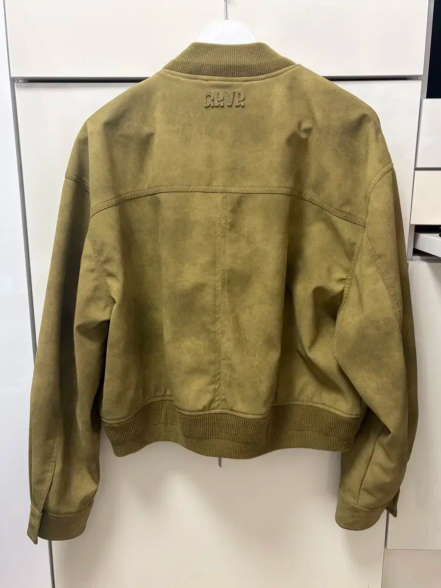 Grove スウェード