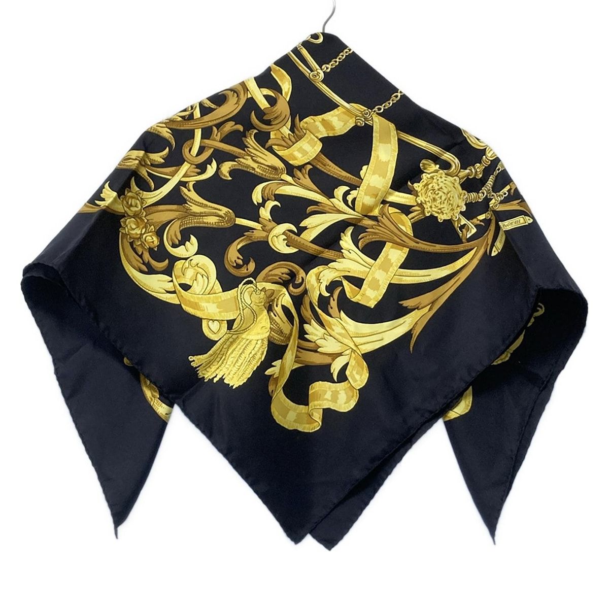 HERMES エルメス スカーフ カレ90 黒×ゴールド LE MORS A LA CONETABLE