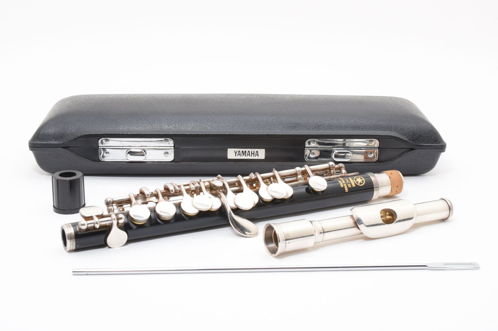 YAMAHA YPC-32 ピッコロ 管楽器 ケース キャップ 掃除棒付 動作良好 おすすめ 吹奏楽