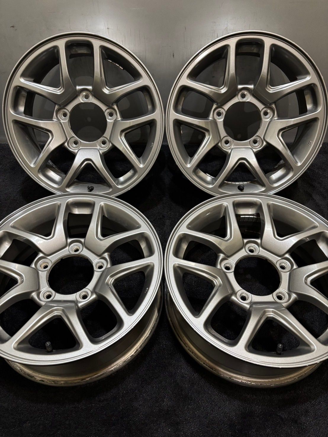 スズキ JB 64 ジムニー 16インチ 5 J 22 139 7 H アルミホイール 4本 2 K 512