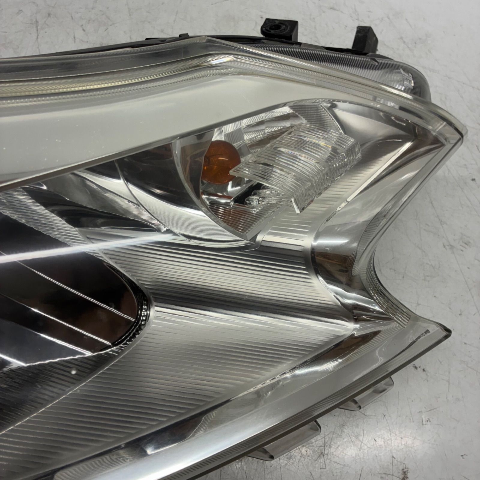 Y 値下げ可能!!【コーティング済】日産 アウトレット E12 HE12 NE12