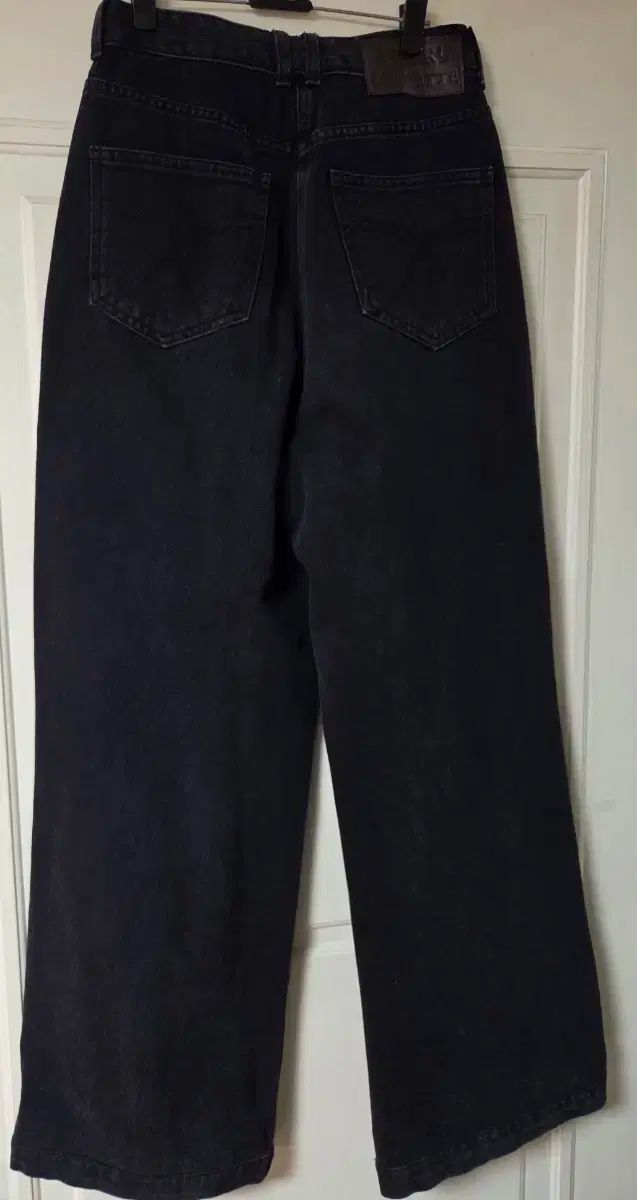 ラッキーシュエトゥ ブラック