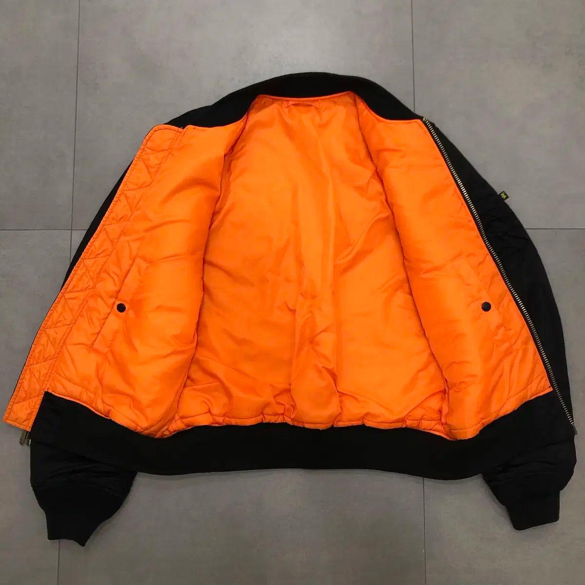 アルファインダストリーズ MA-1 パイロットジャンパー アウター XL