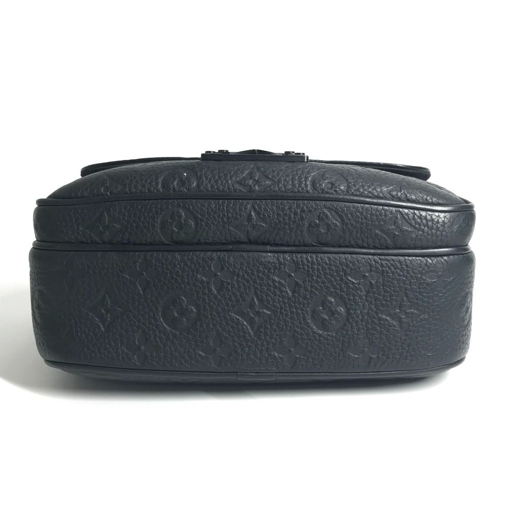 Louis Vuitton ブラックショルダーバッグ　美品 LOUIS VUITTON ルイヴィトン ショルダーバッグ M59799 オーバーザ