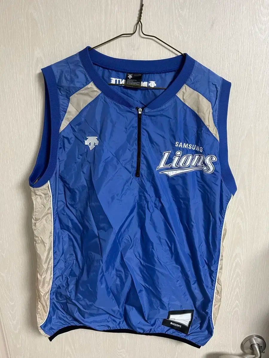 デサント SAMSUNG LIONS ウィンドブレーカー ベスト 110サイズ