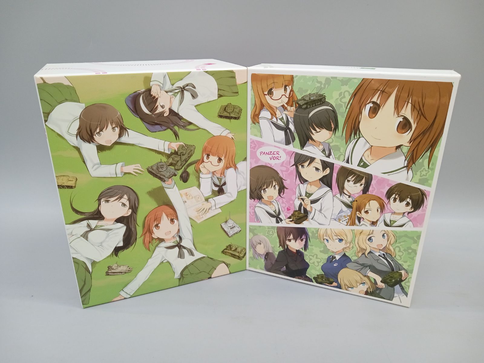 GIRLS and PANZER ガールズ&パンツァー Blu-ray 28DD1029-006