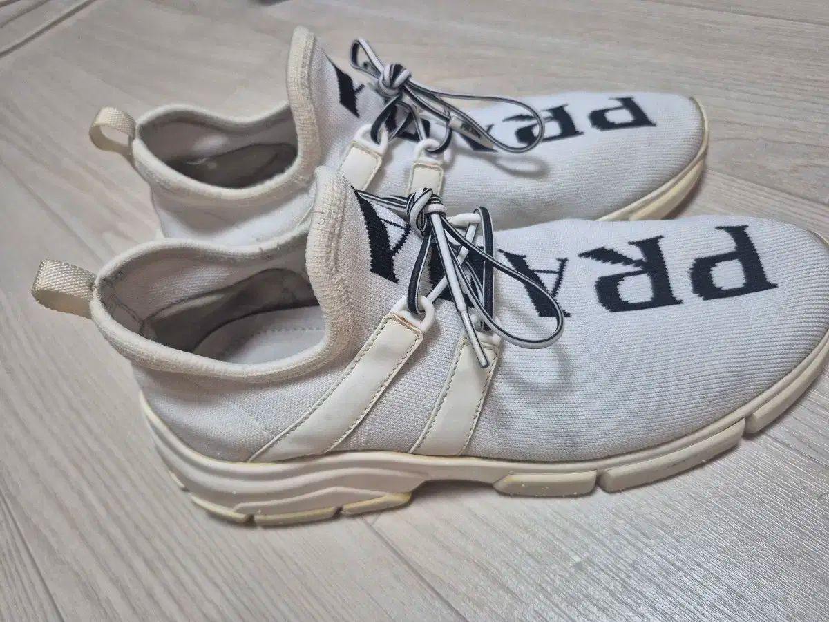  PRADA プラダ スニーカー 235 フラットシューズ バレエシューズ パンプス