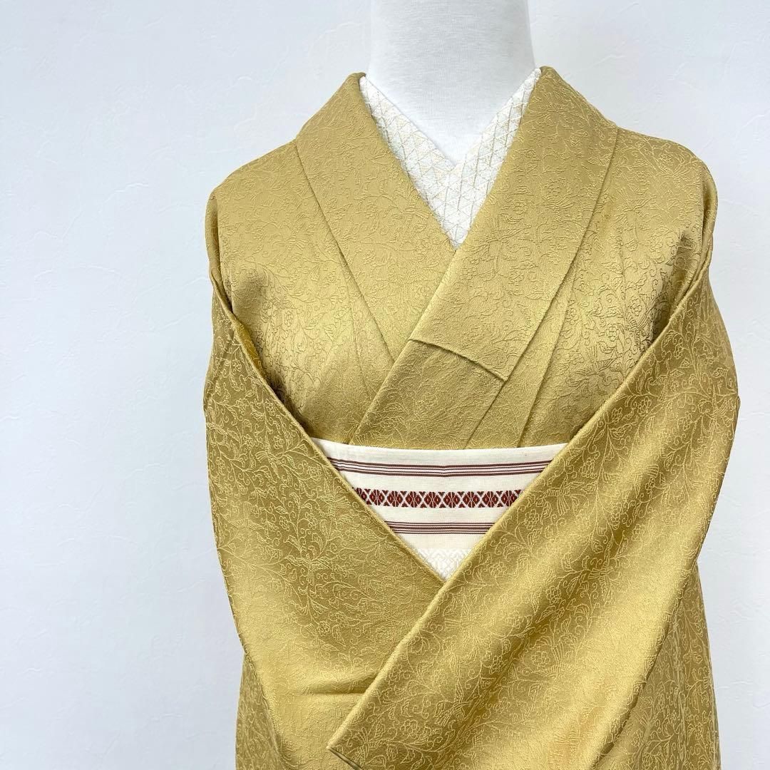 ゴールドベージュ