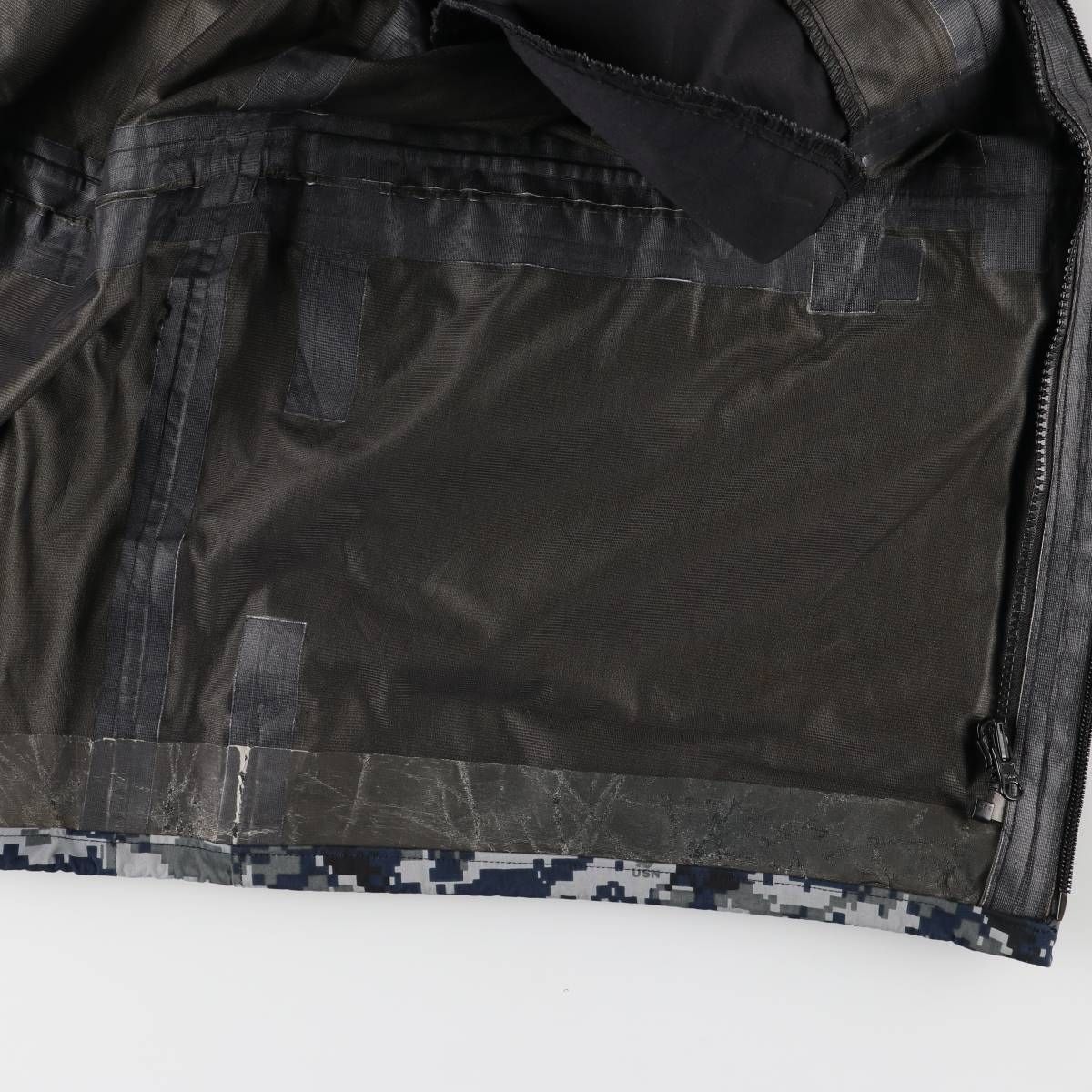 デジタルカモ ミリタリー