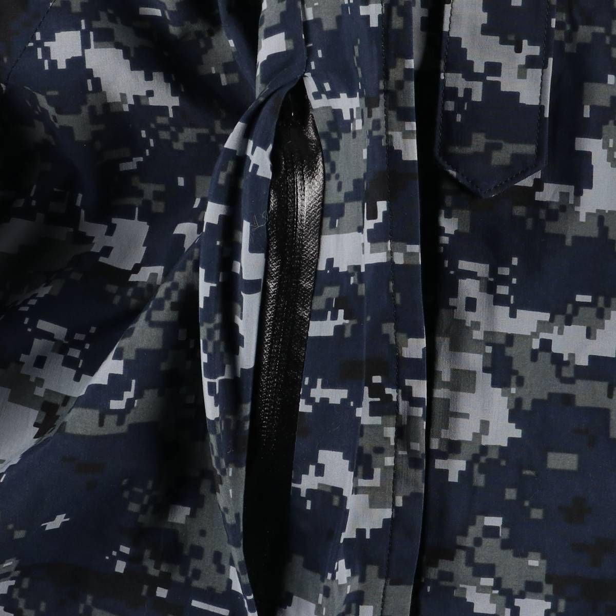 古着 00年代 米軍実品 迷彩柄 NWU デジタルカモ ミリタリー ゴアテックスパーカー X-LARGE-REGULAR メンズXL相当 evb031479 KANDAIZUMI_COM