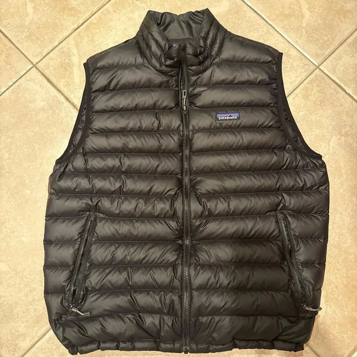 パタゴニア ダウン セーター ベスト ブラック