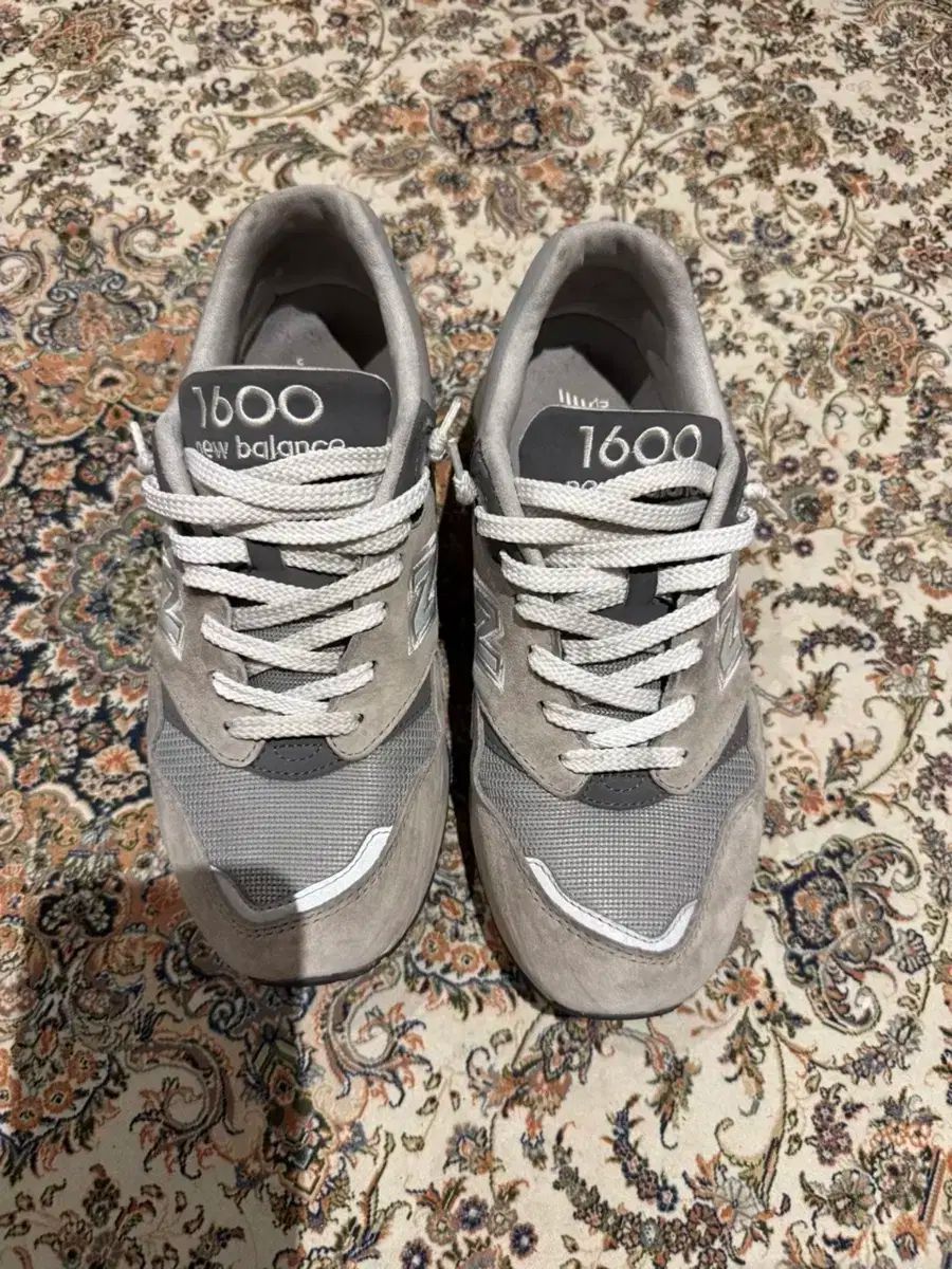 ニューバランス 1600 グレー スニーカー 265