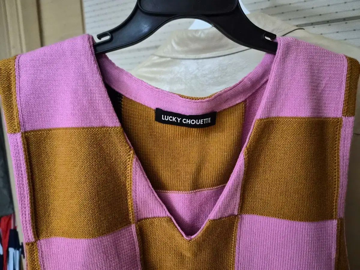 LUCKY CHOUETTE ラッキーシュエトゥ ベスト