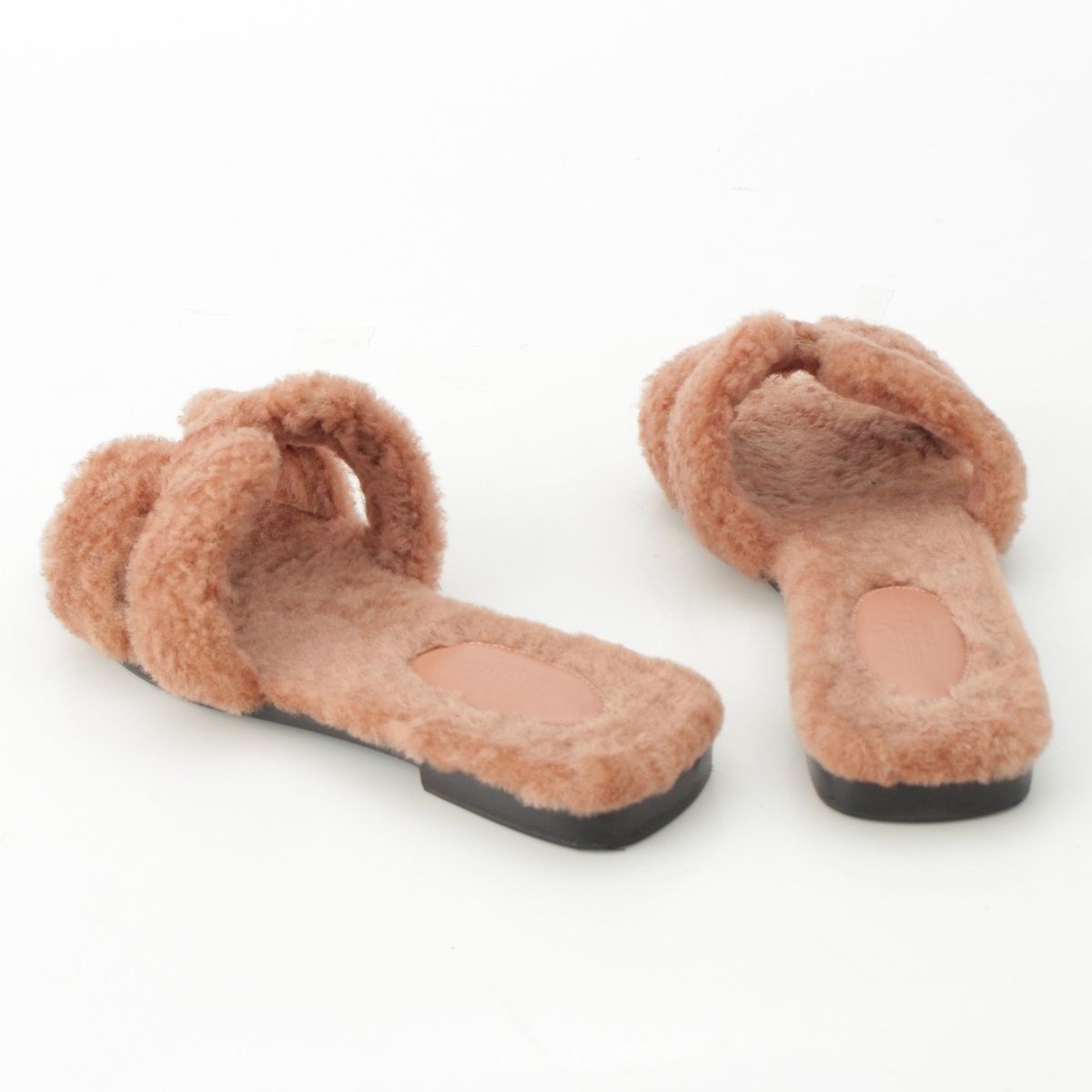 フラット サンダル