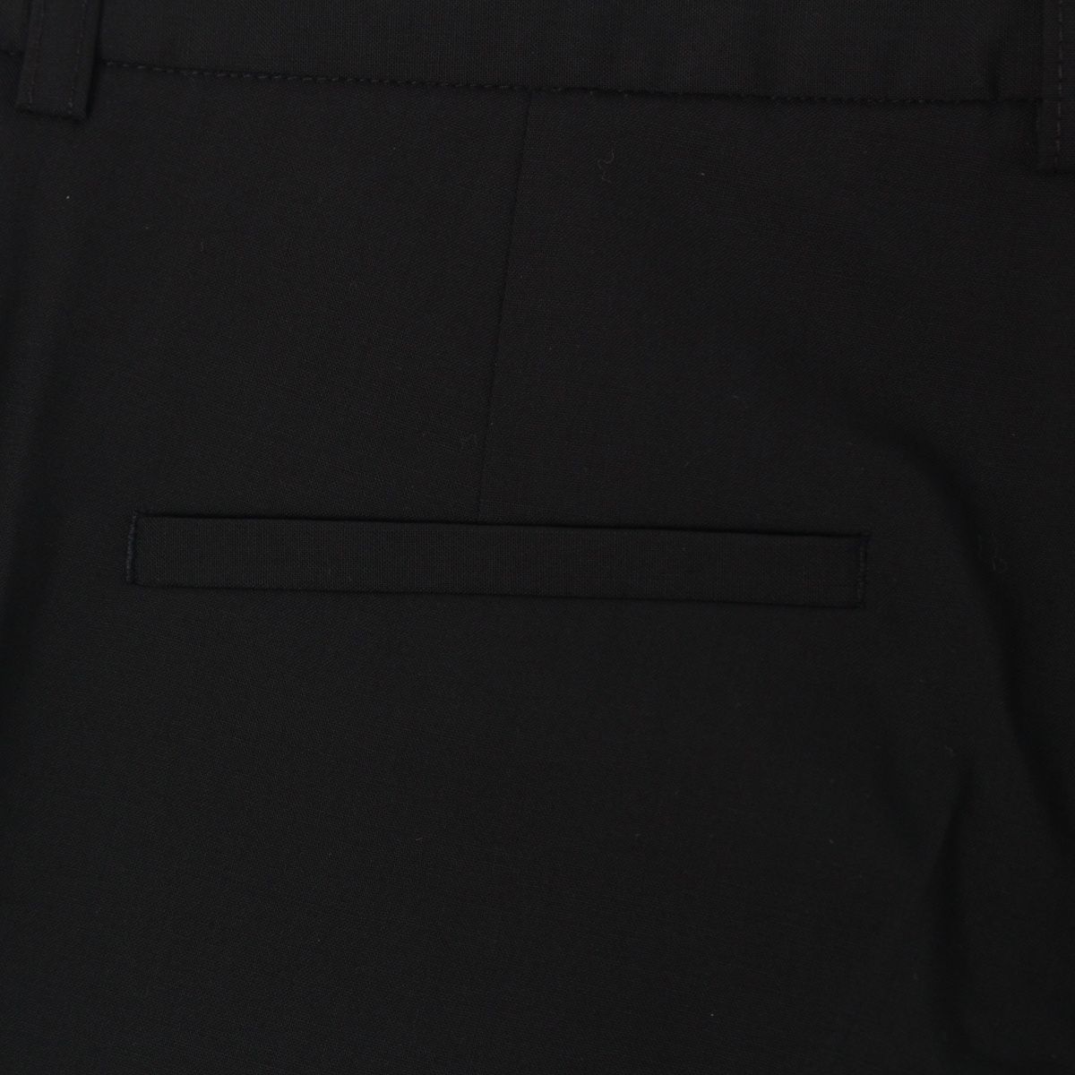 スリムクロップド パンツ