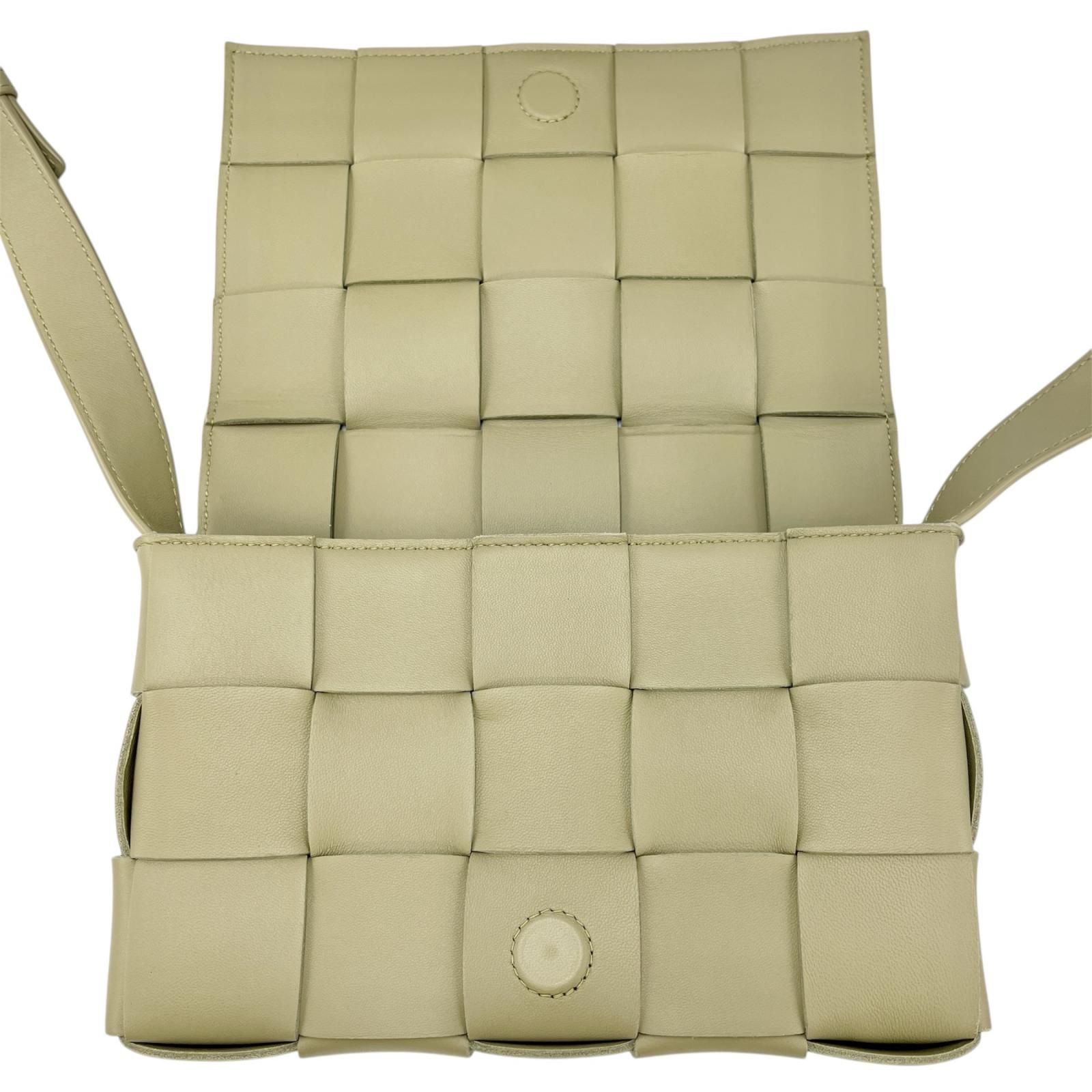 ボッテガヴェネタ BOTTEGAVENETA