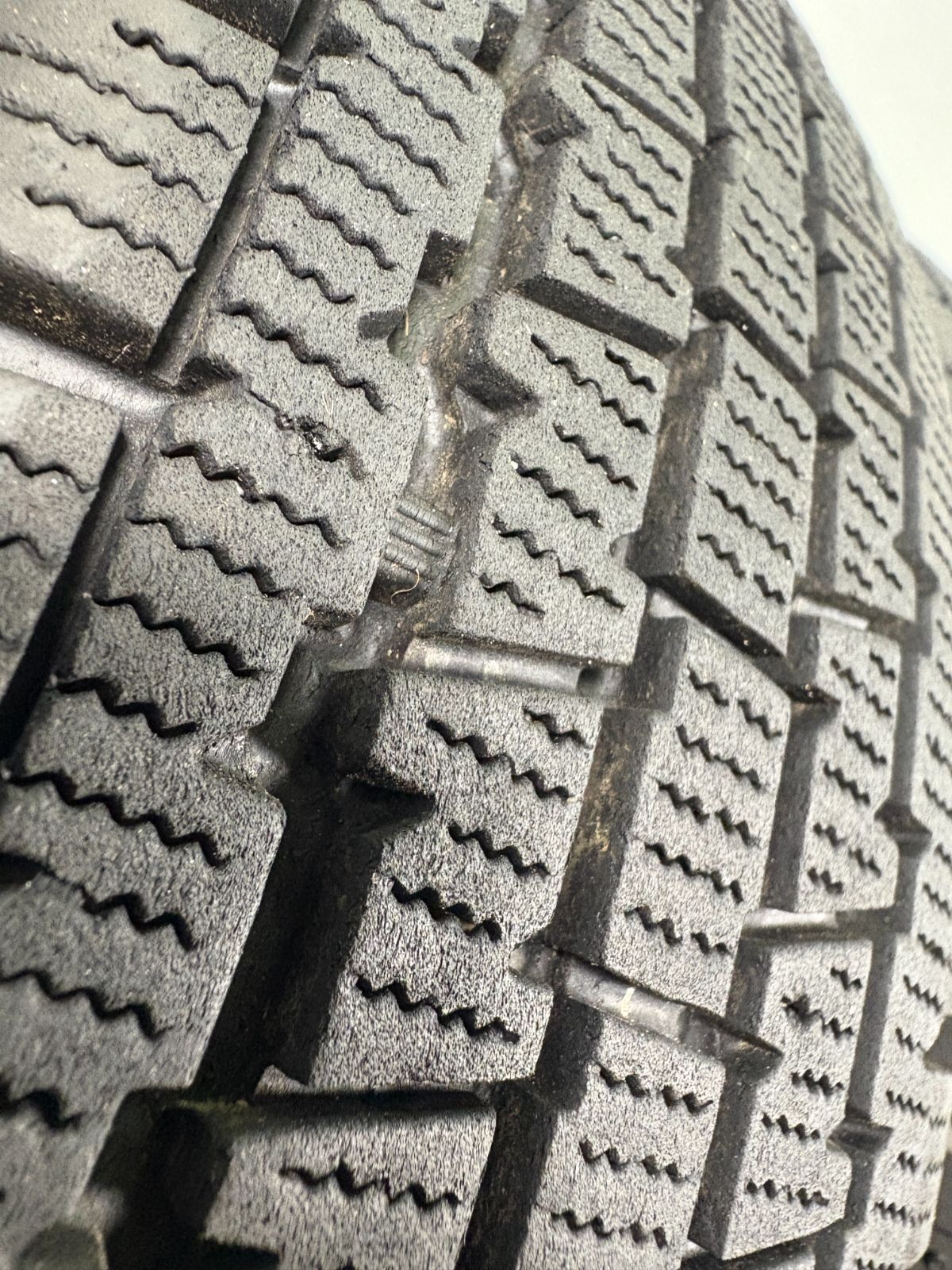 スタッドレス TA