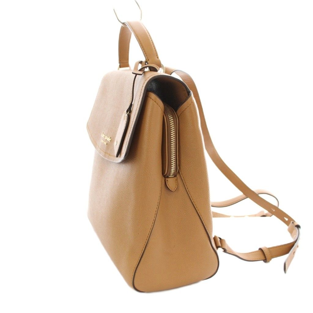ケイトスペード KATE SPADE トンプソン リュックサック デイバッグ フラップ レザー ロゴ チャーム キャメル K4408 KU