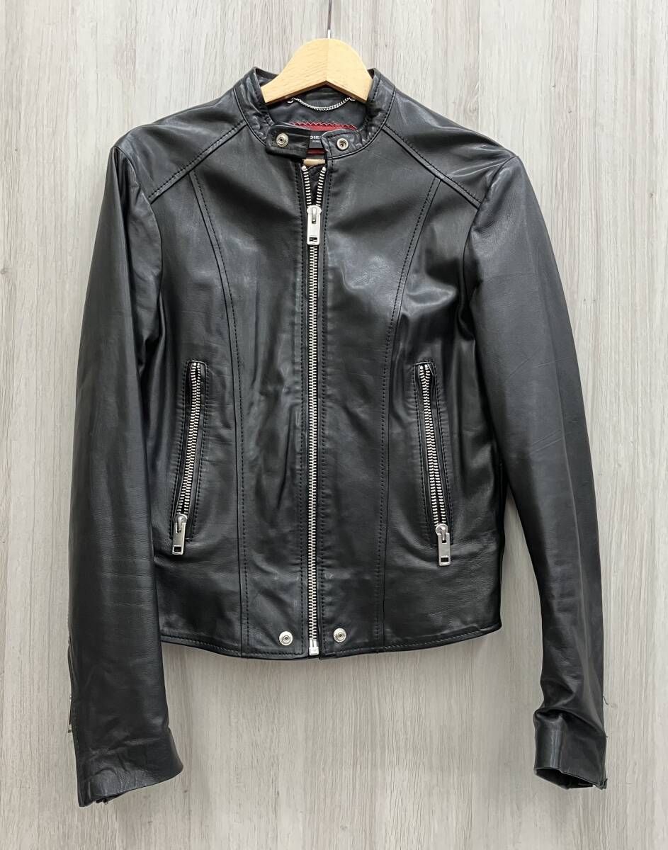 DIESEL シングルライダース たばこ臭あり