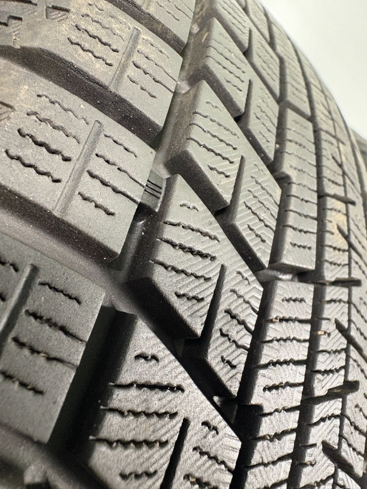 スタッドレス TA