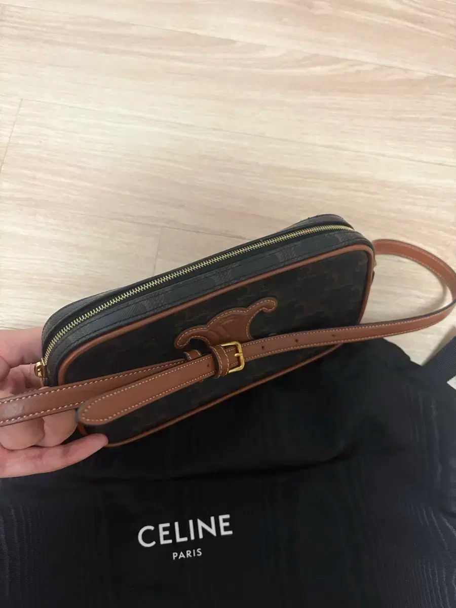 Celine セリーヌ カメラバッグ DECORATOM_COM_BR