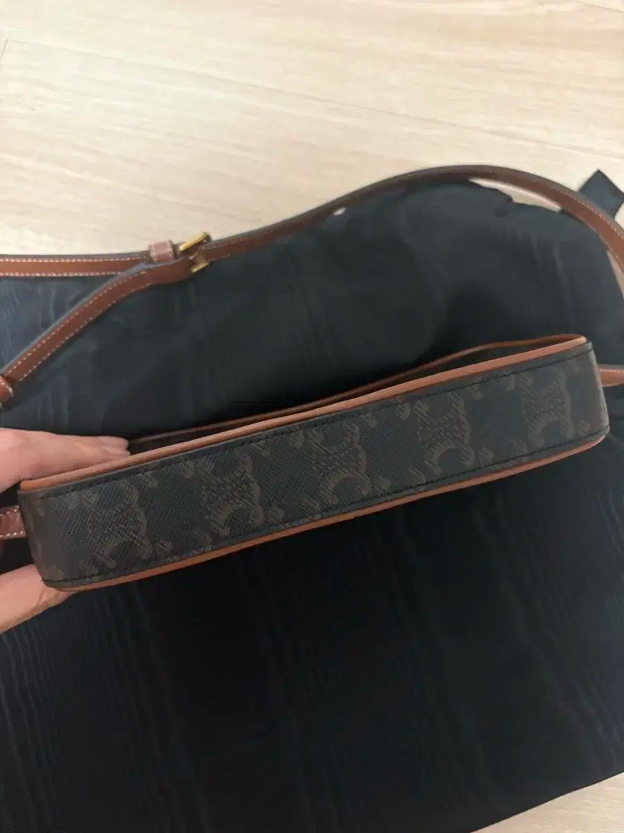 Celine セリーヌ カメラバッグ