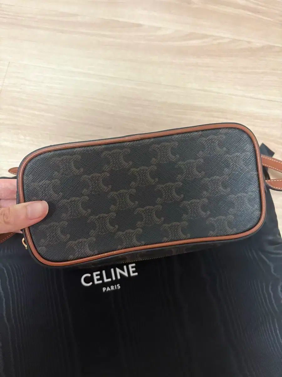 Celine セリーヌ