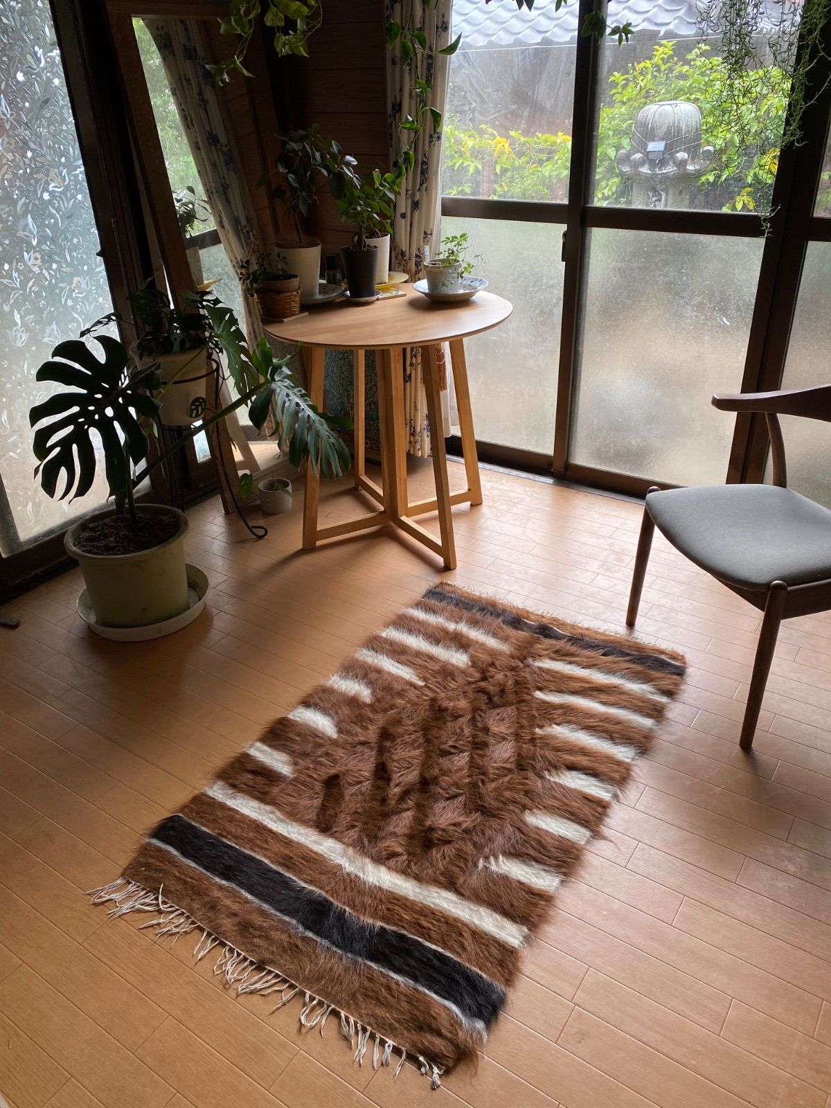 セミアンティークシイルトバッタニイェ古い時代の 上アンゴラヤギ艶々の一枚